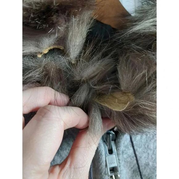 Kerr's fur parka and removable jacket - Picture 5 of 15